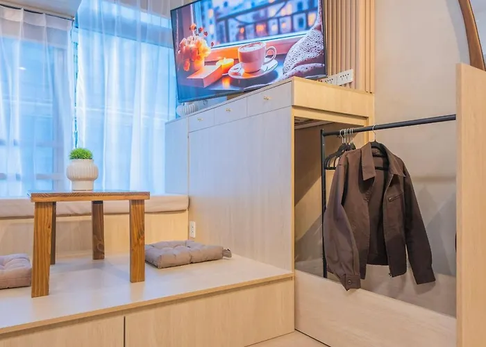 2 Mins To Mall, With Washer And Automatic Sofa Bed Manila