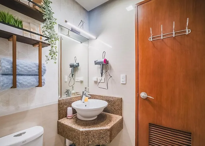 Apartamento 2 Mins To Mall, With Washer And Automatic Sofa Bed *